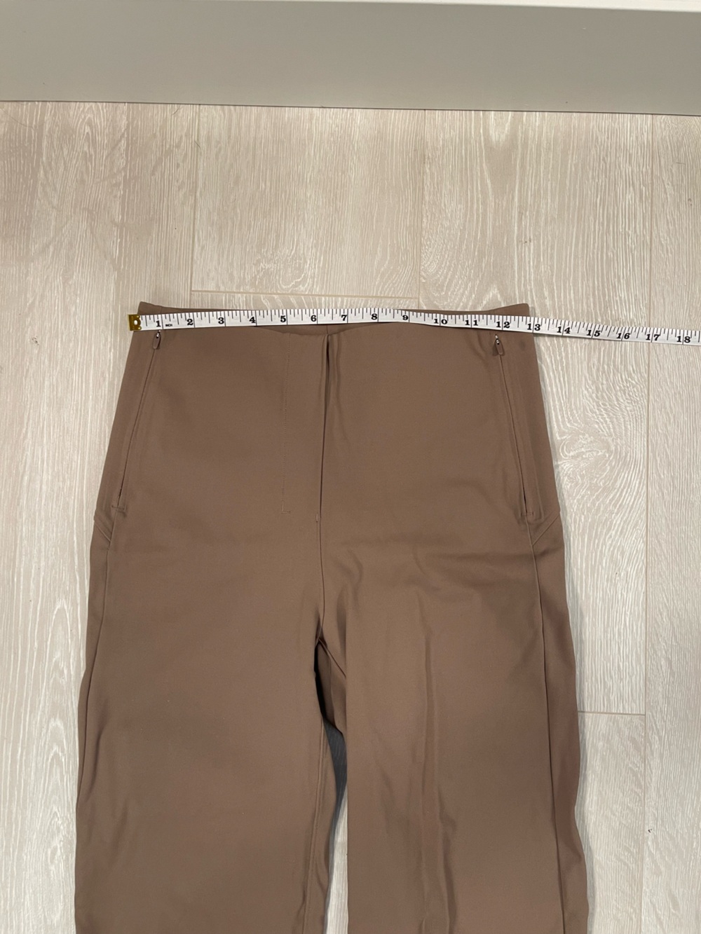 Lululemon Smooth Fit Pull-On High-Rise Pant *Regular Taupe size 6 - Picture 7 of 16